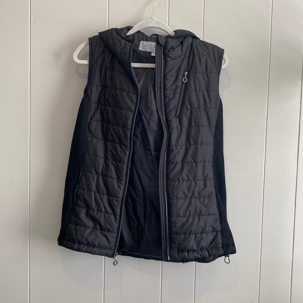Marc New York black puffer hooded vest